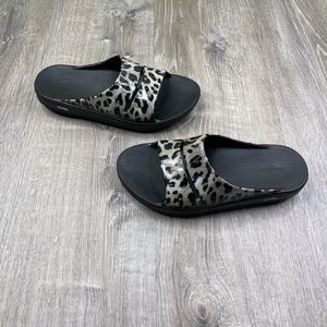 Oofos Cheetah Print Women's Slides Size 11 EU 42